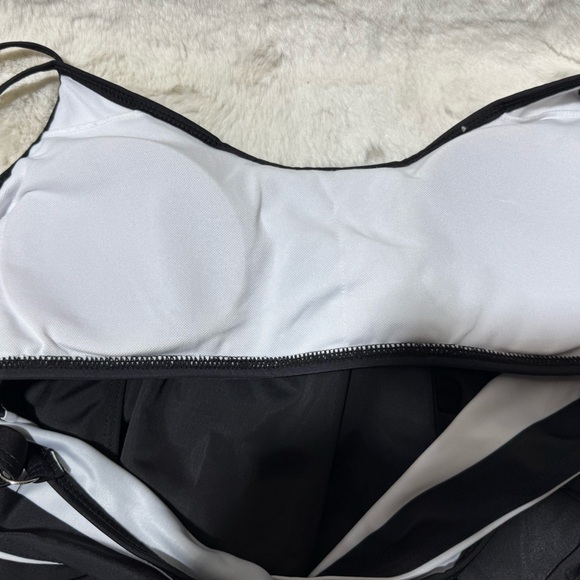 Women’s Black & White Stripes Lined Up Double Up Tankini (Top only) XXL - Picture 4 of 14